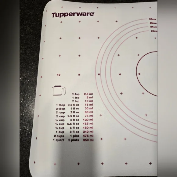 Tupperware Pastry Sheet - Picture 2 of 4